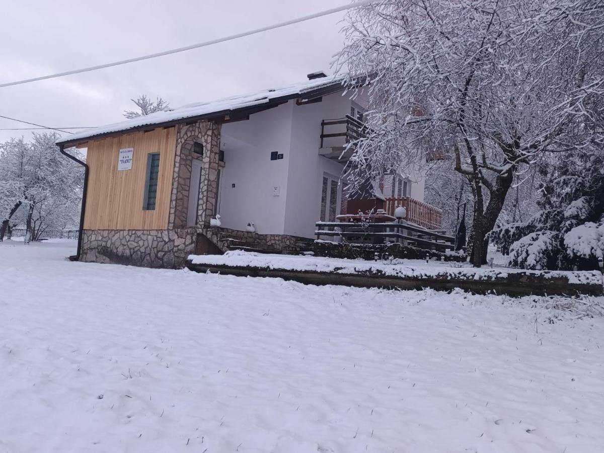 Holiday Home Ivano Кореница Екстер'єр фото